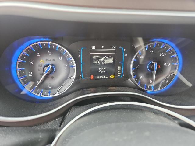 Photo 9 from auction – 2017 CHRYSLER PACIFICA T with VIN 2C4RC1BGXHR711687
