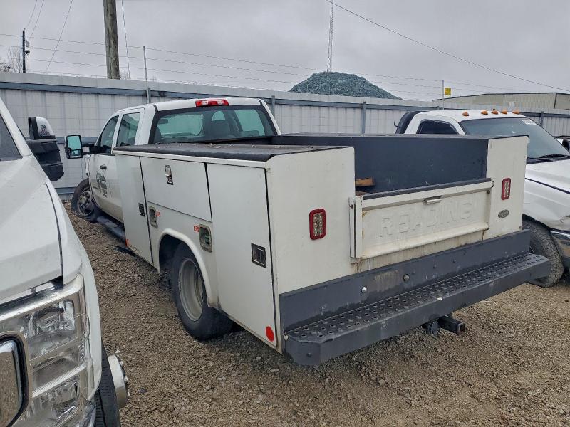 Photo 2 from auction – 2018 CHEVROLET SILVERADO with VIN 1GB4KYCY0JF246884