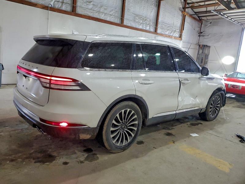 Photo 3 from auction – 2021 LINCOLN AVIATOR RE with VIN 5LM5J7XC2MGL07428