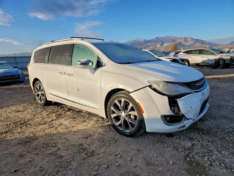 Photo 4 from auction – 2017 CHRYSLER PACIFICA L with VIN 2C4RC1GG8HR812235