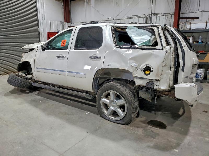 Photo 2 from auction – 2011 CHEVROLET TAHOE with VIN 1GNSKCE09BR169873