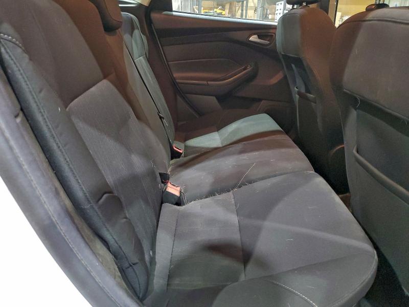 Photo 10 from auction – 2015 FORD FOCUS SE with VIN 1FADP3K27FL301293