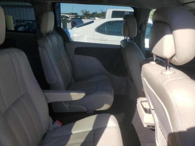 Photo 11 from auction – 2012 CHRYSLER TOWN & COU with VIN 2C4RC1BG1CR187211