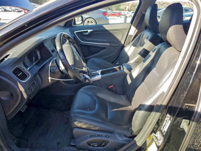 Photo 7 from auction – 2015 VOLVO S60 PREMIE with VIN YV1612TK3F2365103