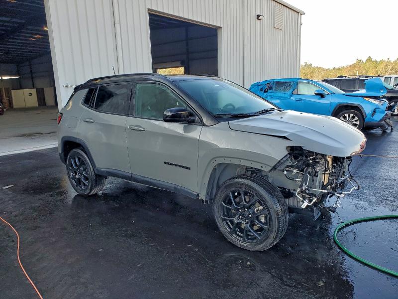 Photo 4 from auction – 2023 JEEP COMPASS LA with VIN 3C4NJDBN4PT563052