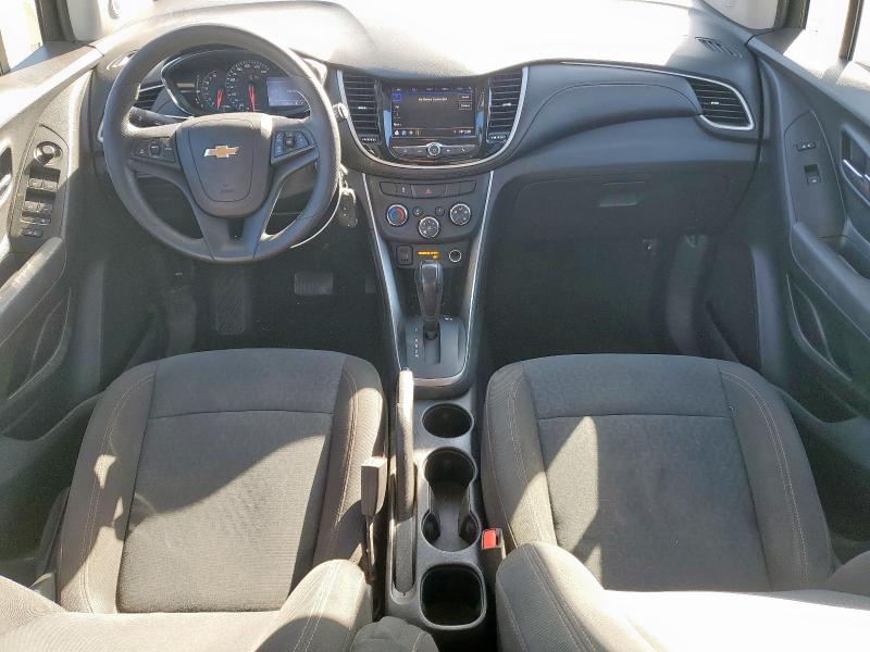 Photo 8 from auction – 2020 CHEVROLET TRAX LS with VIN KL7CJKSB7LB056043