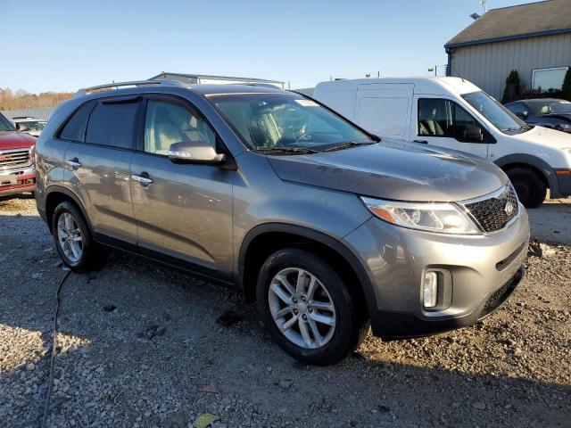 Photo 4 from auction – 2014 KIA SORENTO with VIN 5XYKT3A68EG448766