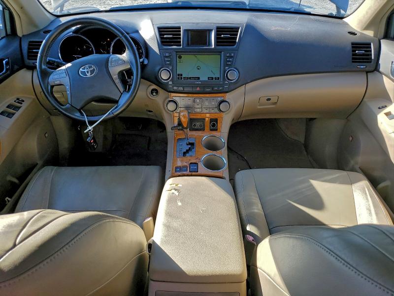 Photo 8 from auction – 2008 TOYOTA HIGHLANDER with VIN JTEEW44A782025875