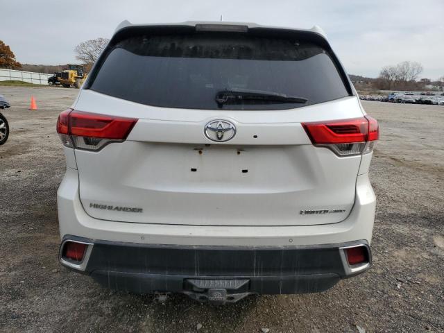 Photo 6 from auction – 2017 TOYOTA HIGHLANDER with VIN 5TDDZRFHXHS377680