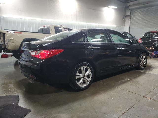 Photo 3 from auction – 2011 HYUNDAI SONATA SE with VIN 5NPEC4AC3BH117414