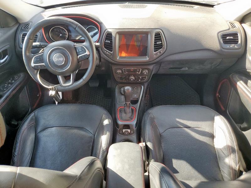Photo 8 from auction – 2018 JEEP COMPASS TR with VIN 3C4NJDDB6JT137891