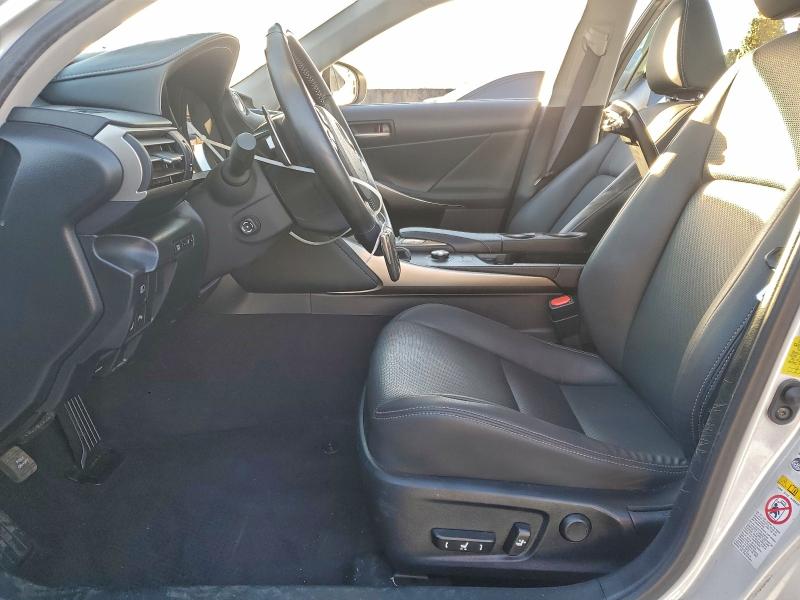 Photo 7 from auction – 2018 LEXUS IS 300 with VIN JTHBA1D21J5077826