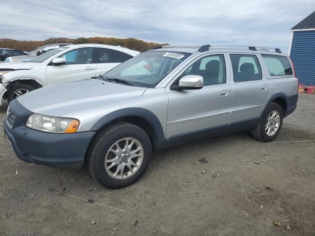 VOLVO XC70 2007 with VIN YV4SZ592271275998 - Photo from auction