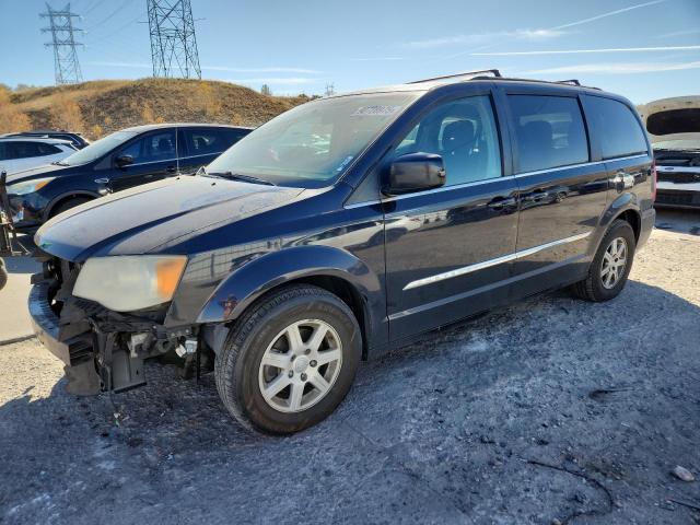 CHRYSLER TOWN & COU 2011 with VIN 2A4RR5DG0BR647213 - Photo from auction