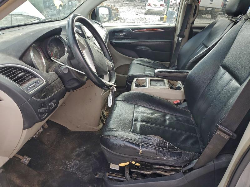 Photo 7 from auction – 2014 CHRYSLER TOWN & COU with VIN 2C4RC1BG7ER447131