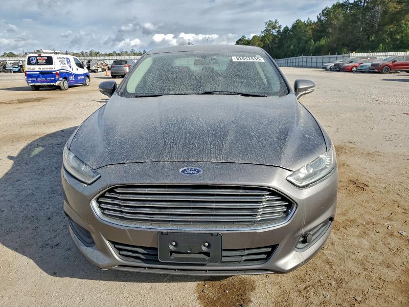 Photo 5 from auction – 2014 FORD FUSION SE with VIN 3FA6P0LU0ER268936