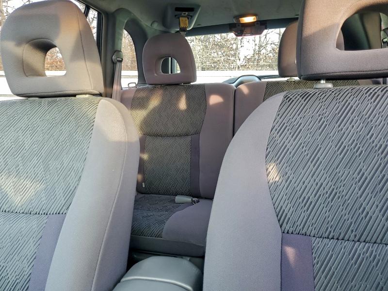 Фото 10 с аукциона – 2002 TOYOTA RAV4 с VIN JTEHH20V520181324