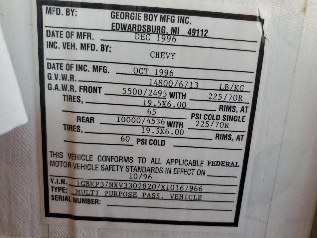 Photo 10 from auction – 1997 CHEVROLET P30 with VIN 1GBKP37NXV3302820