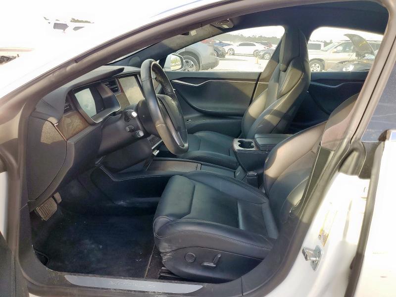 Photo 7 from auction – 2019 TESLA MODEL S with VIN 5YJSA1E23KF306104