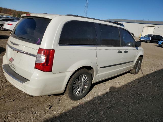 Photo 3 from auction – 2013 CHRYSLER TOWN & COU with VIN 2C4RC1CG2DR634676