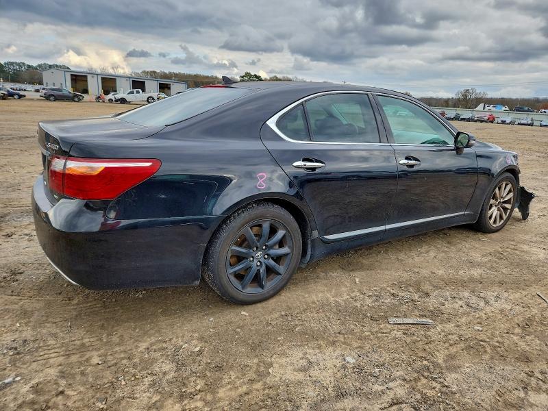 Photo 3 from auction – 2012 LEXUS LS 460 with VIN JTHCL5EF0C5013948