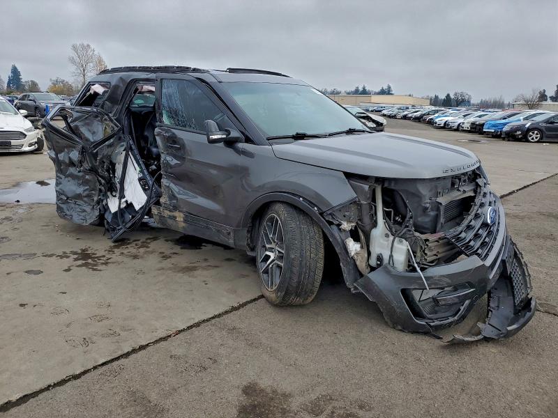 Photo 4 from auction – 2016 FORD EXPLORER with VIN 1FM5K8GT4GGB34814