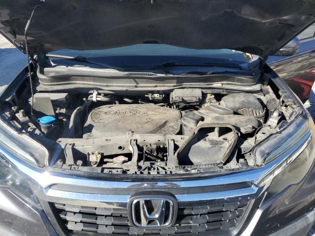Photo 11 from auction – 2017 HONDA RIDGELINE with VIN 5FPYK3F45HB037669