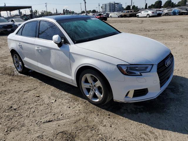 Photo 4 from auction – 2017 AUDI A3 with VIN WAUAUGFF6H1026845