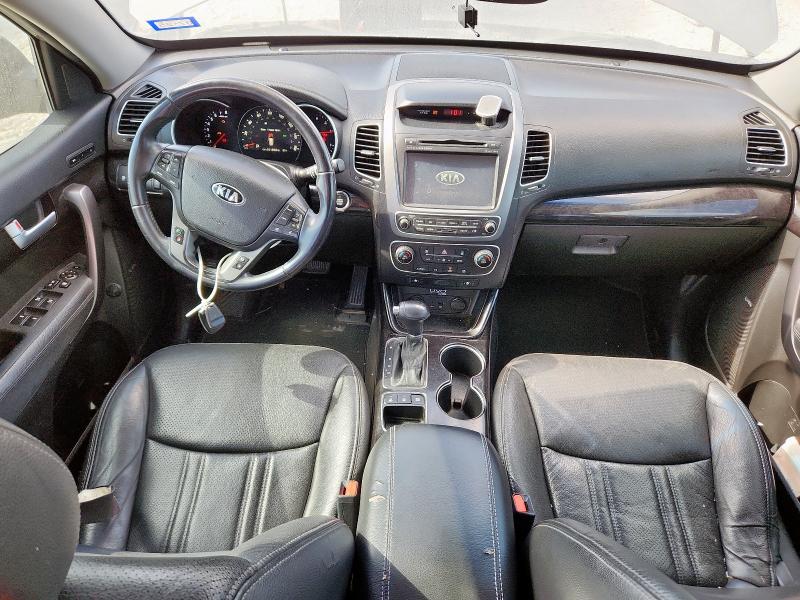 Photo 8 from auction – 2015 KIA SORENTO SX with VIN 5XYKW4A76FG639464