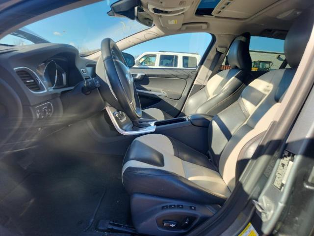 Photo 7 from auction – 2016 VOLVO V60 CROSS with VIN YV4612HK0G1014183