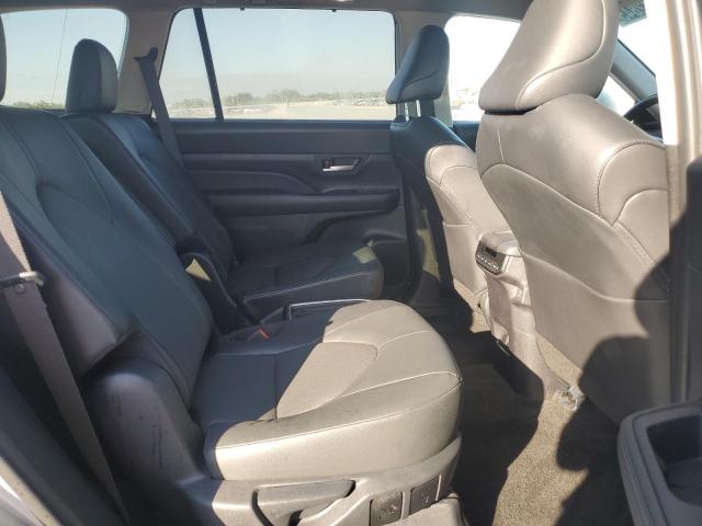 Photo 11 from auction – 2025 TOYOTA GRAND HIGH with VIN 5TDAAAA59SS021298