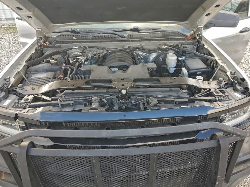 Photo 11 from auction – 2018 CHEVROLET SILVERADO with VIN 3GCUKSEJ6JG354157