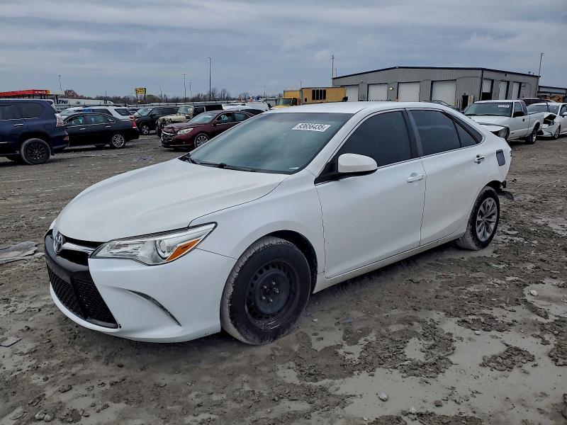TOYOTA CAMRY LE 2016 مع رقم تعريف المركبة 4T1BF1FK3GU217904 - صورة من المزاد