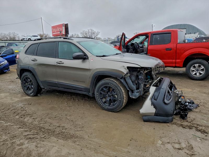 Photo 4 from auction – 2021 JEEP CHEROKEE with VIN 1C4PJMBX0MD176462