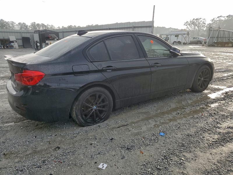 Photo 3 from auction – 2016 BMW 320 I with VIN WBA8E1G53GNT34433