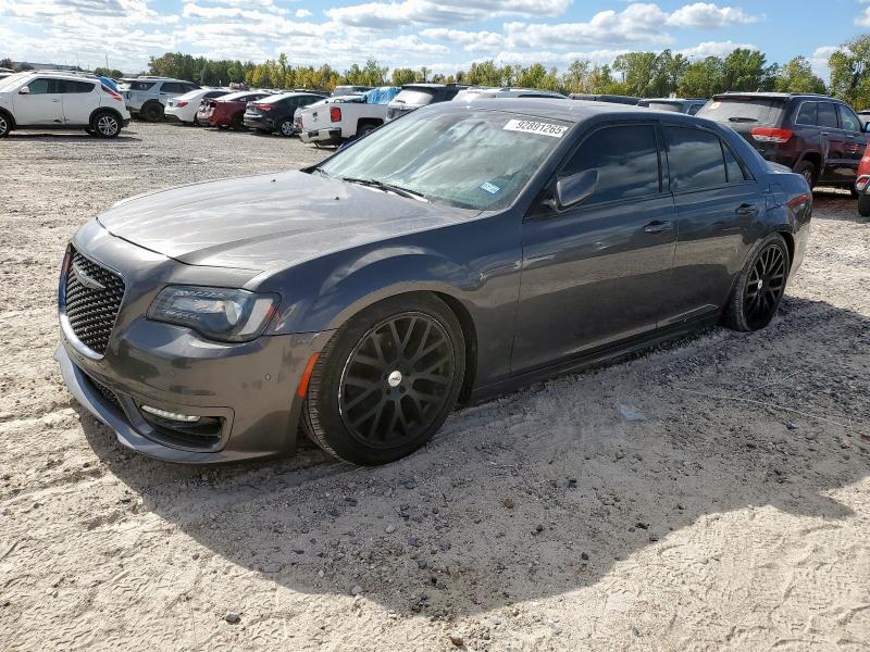 CHRYSLER 300 S 2018 مع رقم تعريف المركبة 2C3CCABG3JH244487 - صورة من المزاد