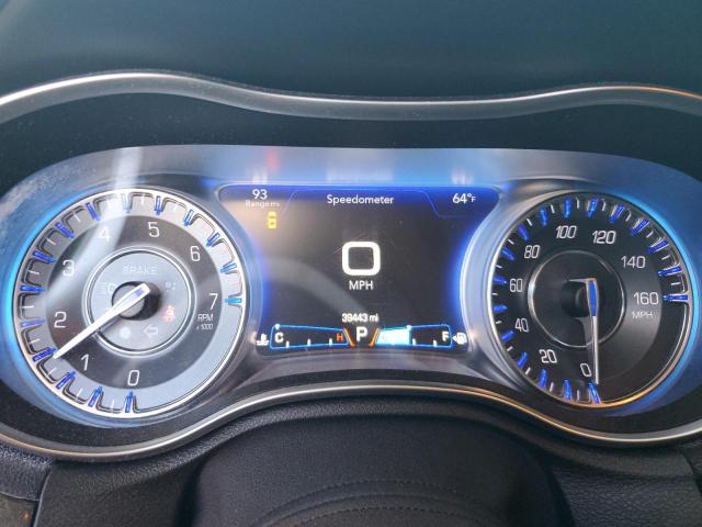 Photo 9 from auction – 2015 CHRYSLER 300C with VIN 2C3CCAET9FH921395