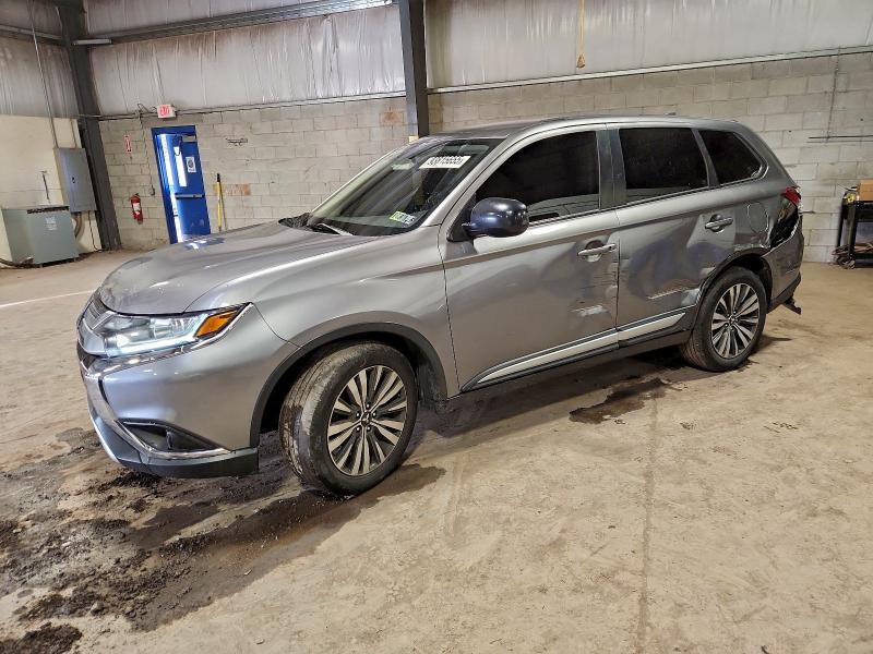MITSUBISHI OUTLANDER 2020 with VIN JA4AD2A33LZ039317 - Photo from auction
