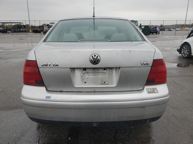 Photo 6 from auction – 2000 VOLKSWAGEN JETTA with VIN 3VWRF29M1YM004426