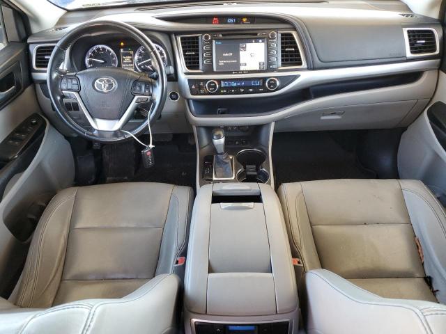 Photo 8 from auction – 2017 TOYOTA HIGHLANDER with VIN 5TDJZRFH8HS398904