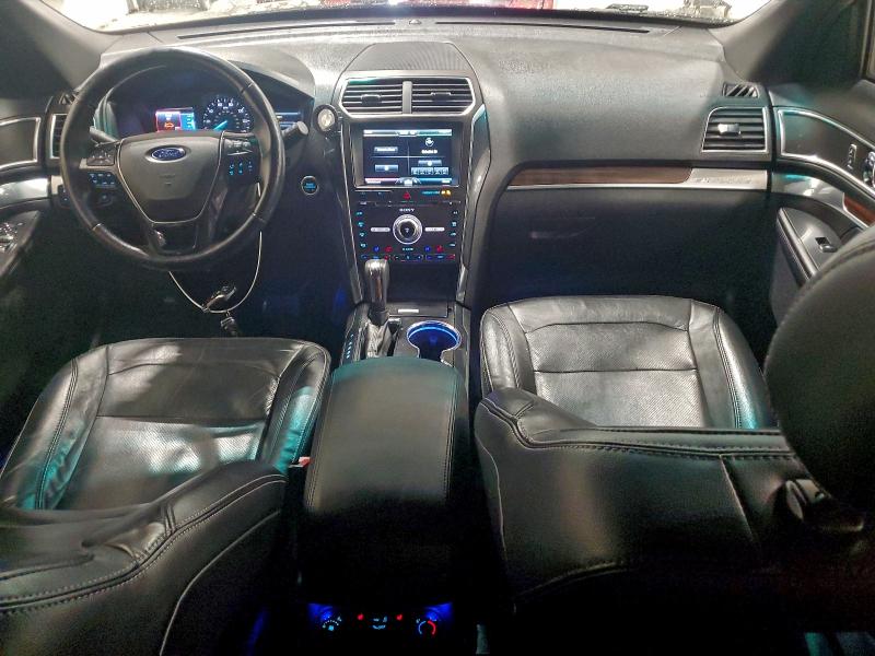 Photo 8 from auction – 2016 FORD EXPLORER L with VIN 1FM5K8F80GGA18572