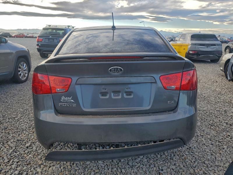 Photo 6 from auction – 2013 KIA FORTE EX with VIN KNAFU4A22D5678079