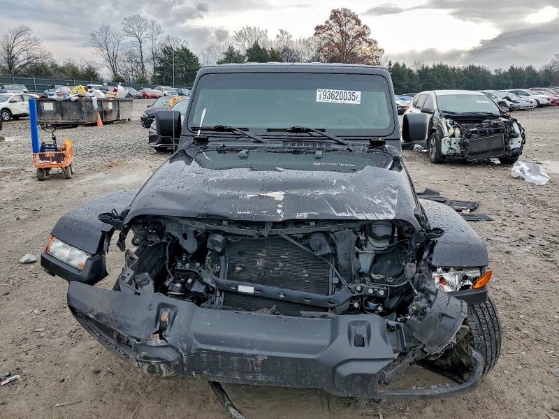 Photo 5 from auction – 2023 JEEP GLADIATOR with VIN 1C6HJTAG3PL582284