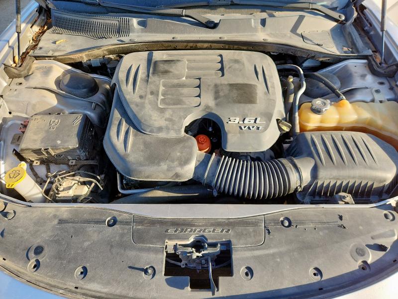Photo 11 from auction – 2016 DODGE CHARGER SX with VIN 2C3CDXHGXGH332310