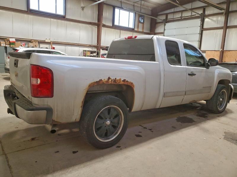 Photo 3 from auction – 2011 CHEVROLET SILVERADO with VIN 1GCRCREA8BZ166740