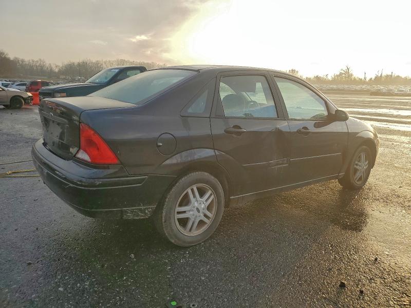 Photo 3 from auction – 2000 FORD FOCUS SE with VIN 1FAFP34P6YW329511
