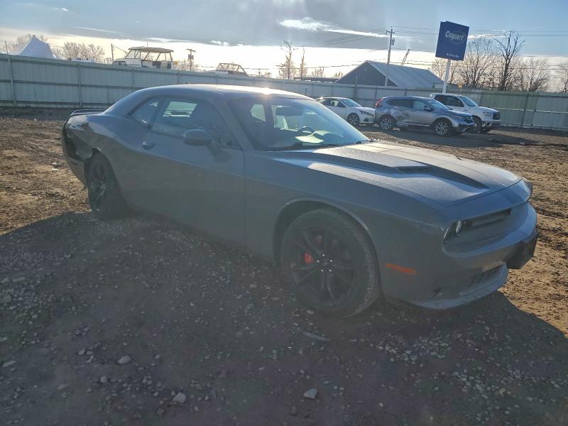 Photo 4 from auction – 2018 DODGE CHALLENGER with VIN 2C3CDZAG8JH252436