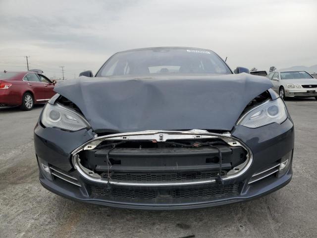 Photo 5 from auction – 2016 TESLA MODEL S with VIN 5YJSA1E13GF131562