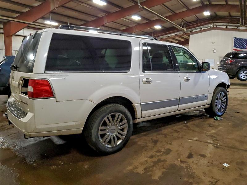 Photo 3 from auction – 2009 LINCOLN NAVIGATOR with VIN 5LMFL285X9EJ02069