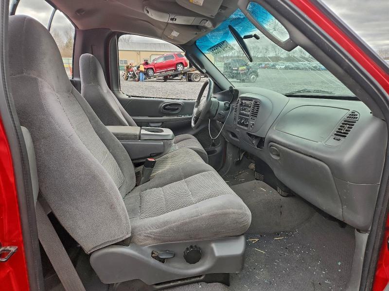 Photo 10 from auction – 2002 FORD F150 with VIN 2FTRF18LX2CA48918